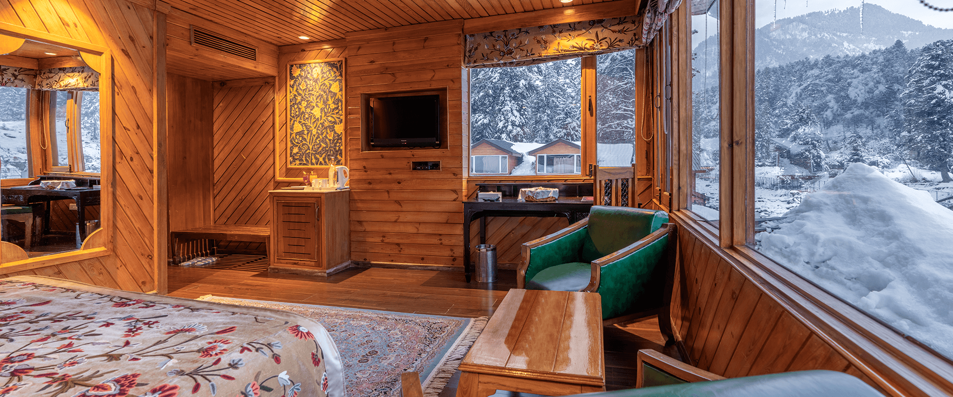 Deluxe Rooms