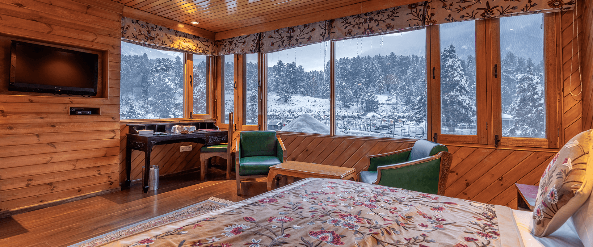 Deluxe Rooms